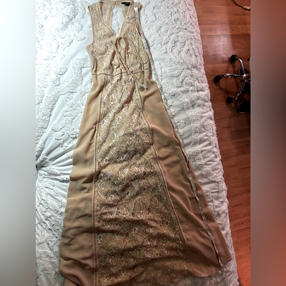 Forever 21 Maxi dress with lace - Picture 7 of 7